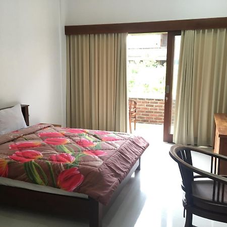 Si Doi Kuta Hotel Kuta Lombok Eksteriør billede